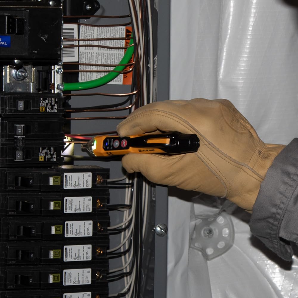 Electrical Voltage Test Kit with Clamp Meter P3576