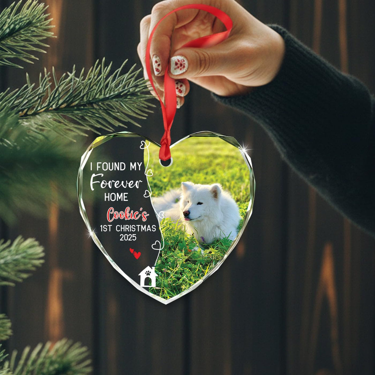 Glass Christmas Ornaments Q478534