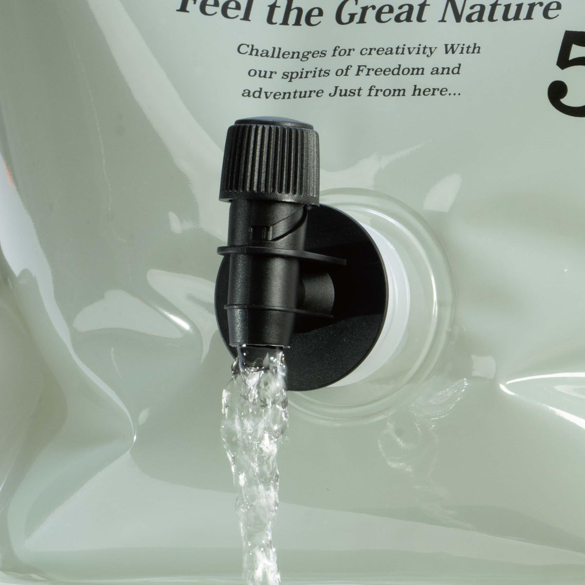 Plastic Water Tank with Faucet 1.3 gal D924627